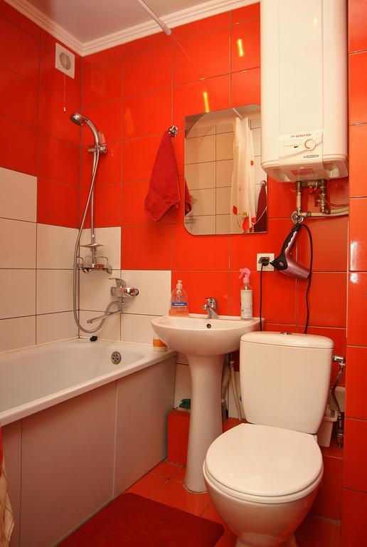Comfortable Apartments Kryvyi Rih Exterior photo
